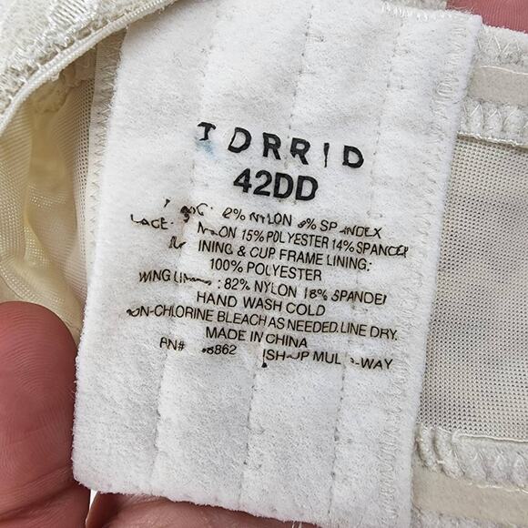 Torrid White Lace Strapless Underwire Full Coverage Multi-way Bra Size 42DD - Picture 3 of 5